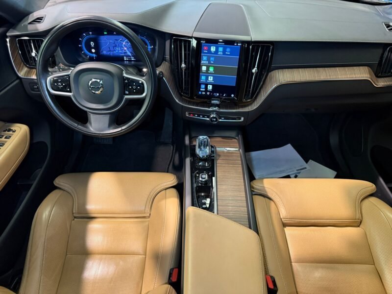 VOLVO XC60 2.0 T6 AWD RECHARGE ULTIMATE INSCRIPTION