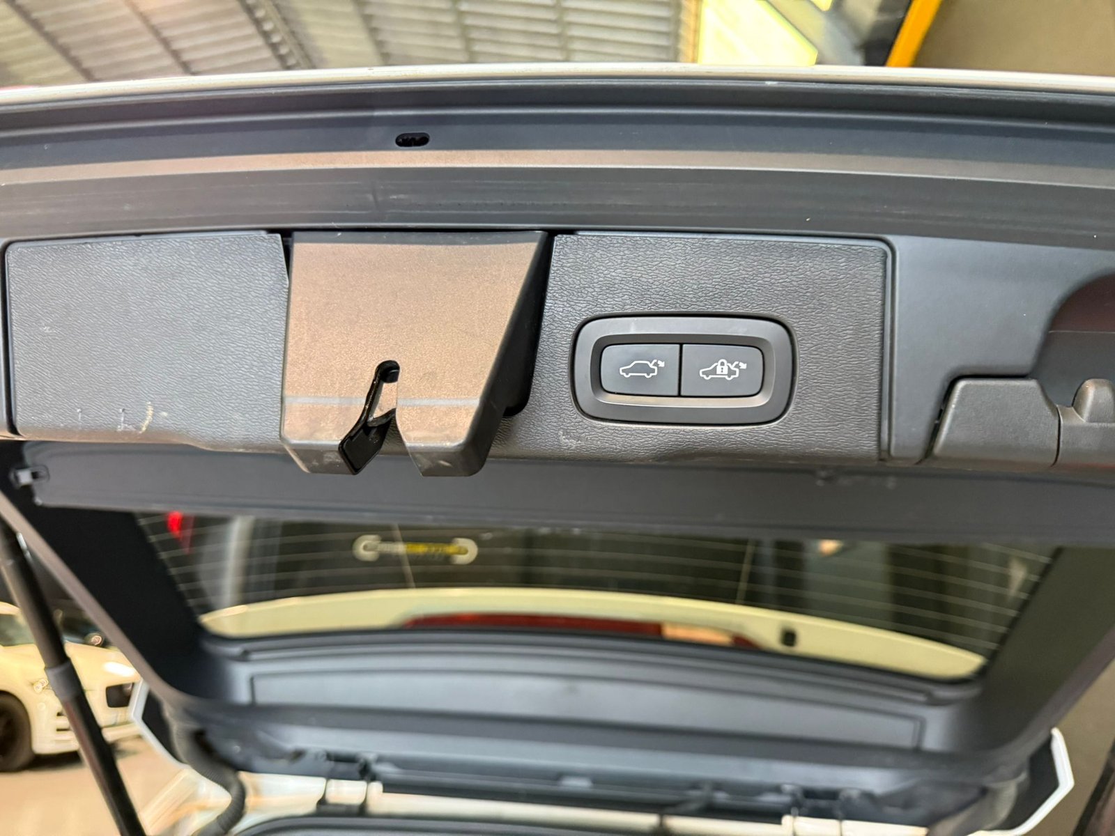 VOLVO XC60 2.0 T6 AWD RECHARGE ULTIMATE INSCRIPTION