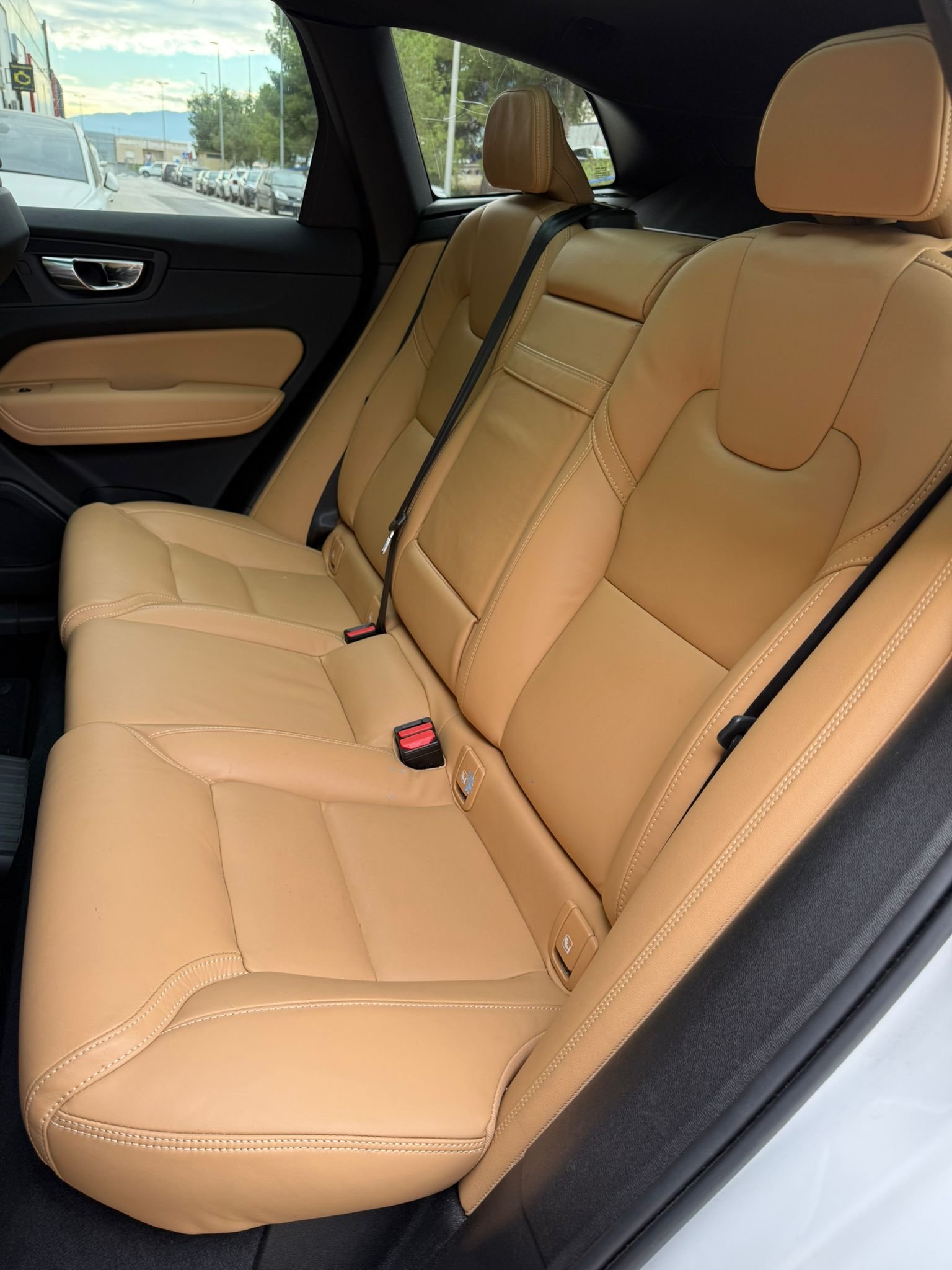 VOLVO XC60 2.0 T6 AWD RECHARGE ULTIMATE INSCRIPTION