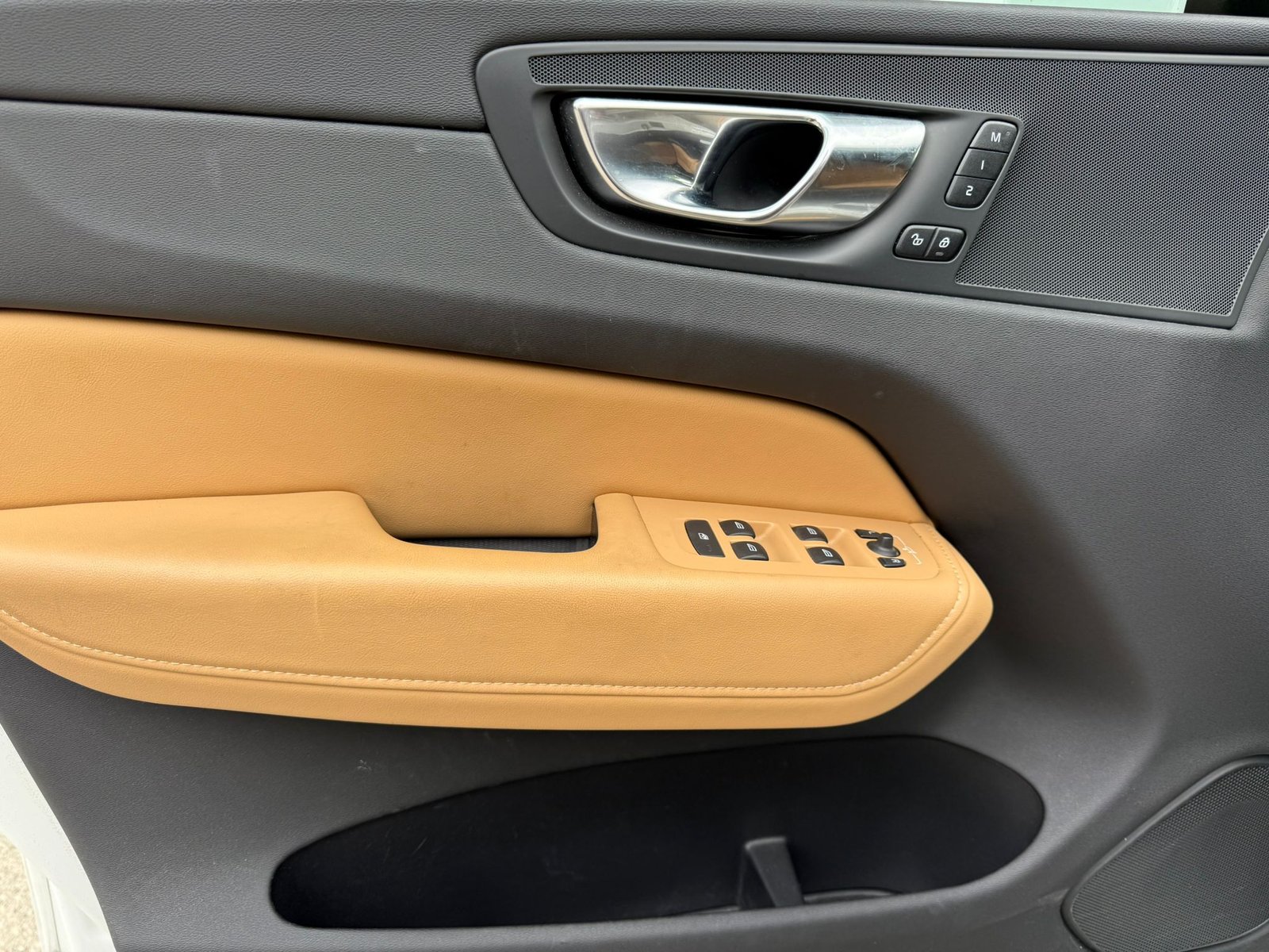 VOLVO XC60 2.0 T6 AWD RECHARGE ULTIMATE INSCRIPTION