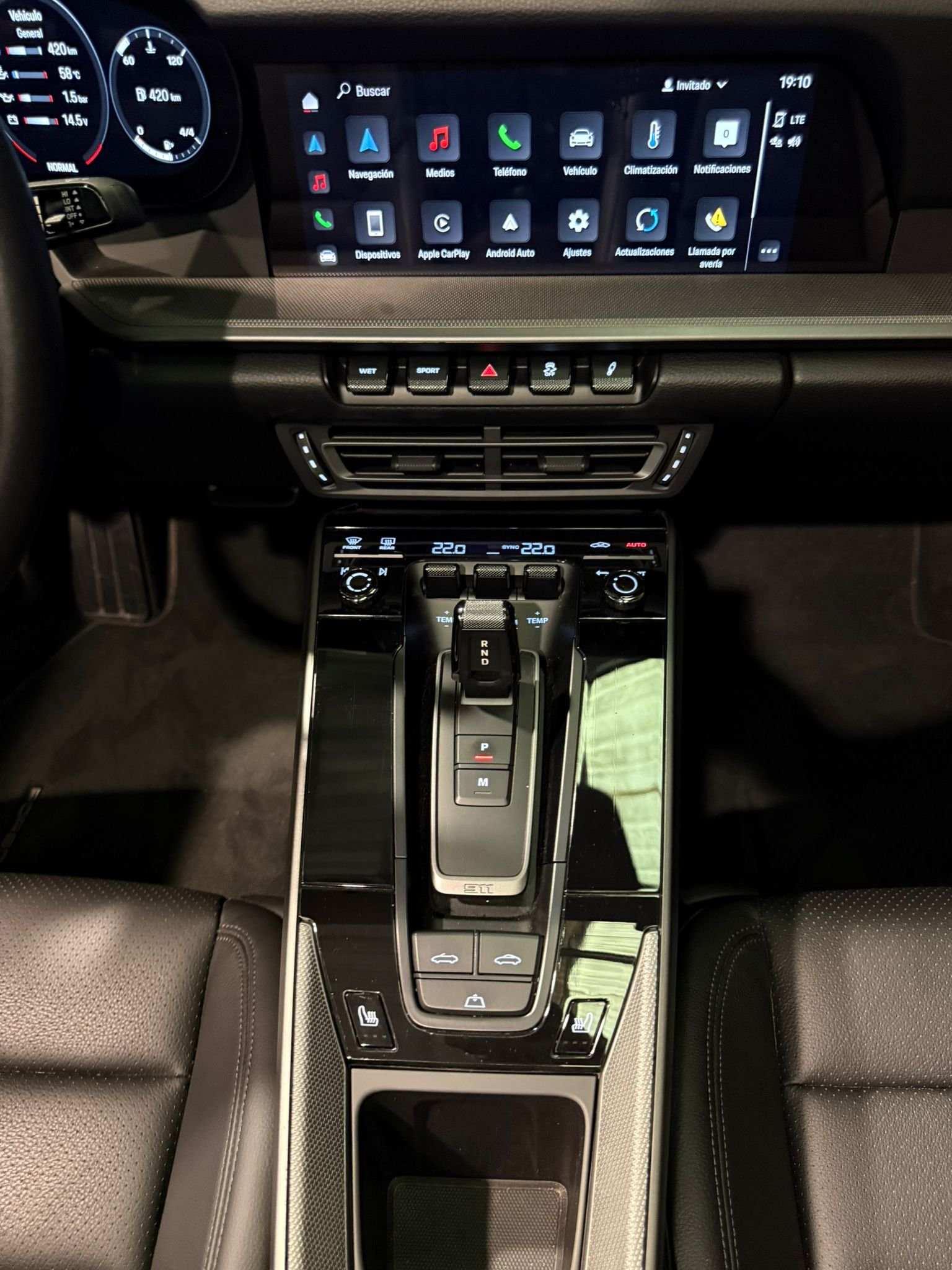 PORSCHE 911 carrera 4 cabrio
