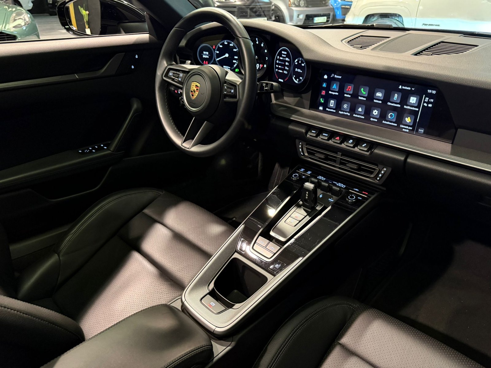 PORSCHE 911 carrera 4 cabrio