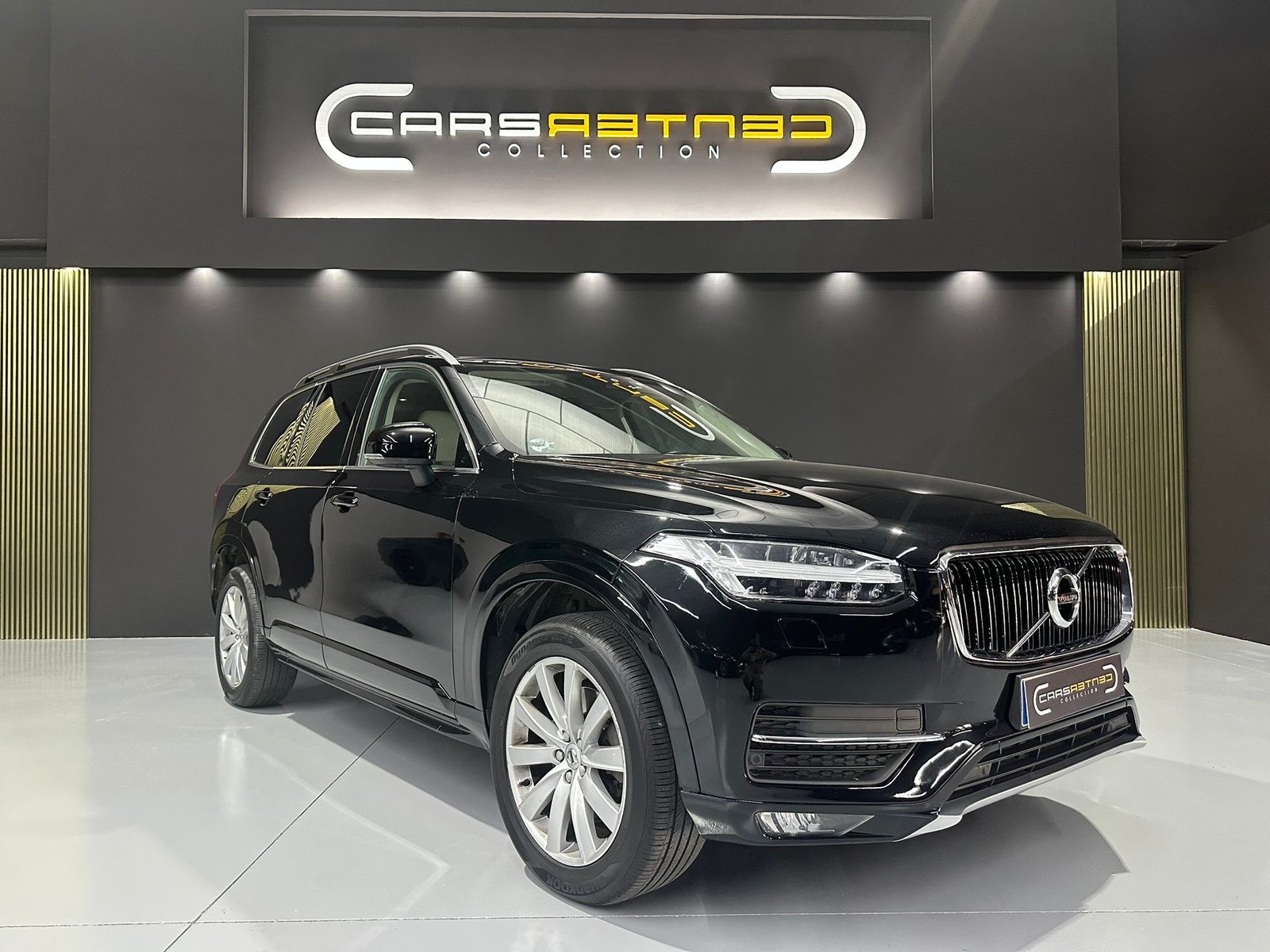 VOLVO xc90 2.0 D5 AWD Momentum Auto