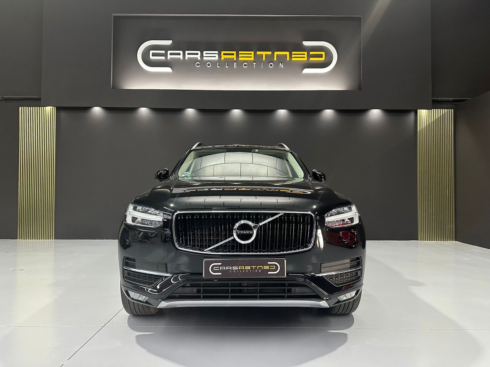 VOLVO xc90 2.0 D5 AWD Momentum Auto
