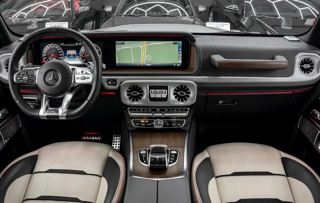 MERCEDES-BENZ CLASE G G63 AMG