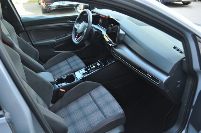 VOLKSWAGEN GOLF GTI 2.0 TSI DSG