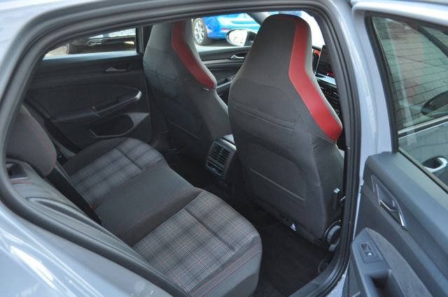 VOLKSWAGEN GOLF GTI 2.0 TSI DSG