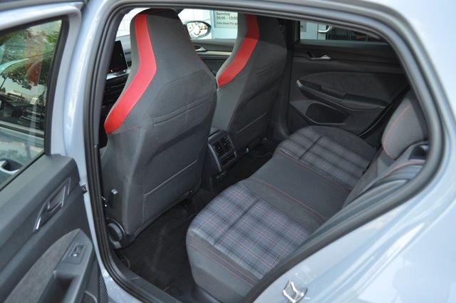 VOLKSWAGEN GOLF GTI 2.0 TSI DSG