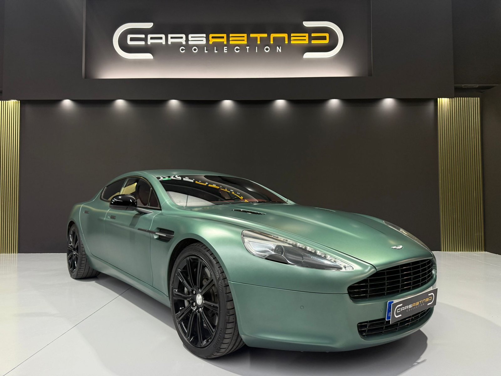 ASTON MARTIN RAPIDE V12