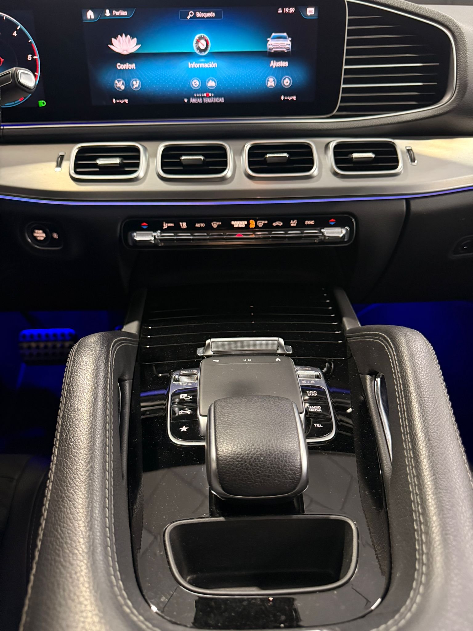 MERCEDES-BENZ GLE 300 D AMG 4 MATIC