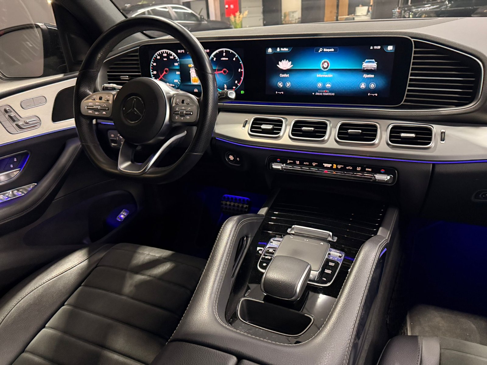 MERCEDES-BENZ GLE 300 D AMG 4 MATIC