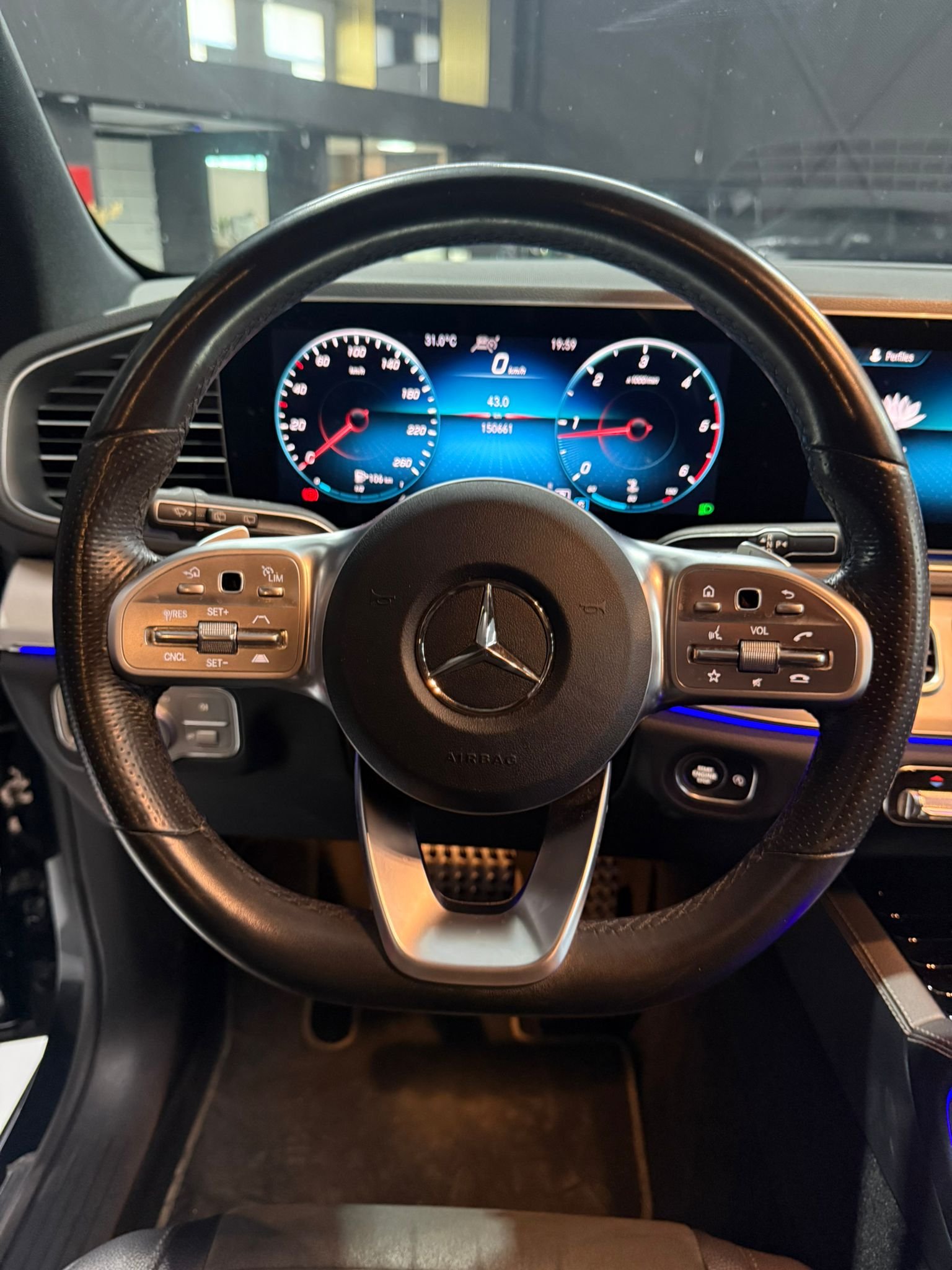MERCEDES-BENZ GLE 300 D AMG 4 MATIC