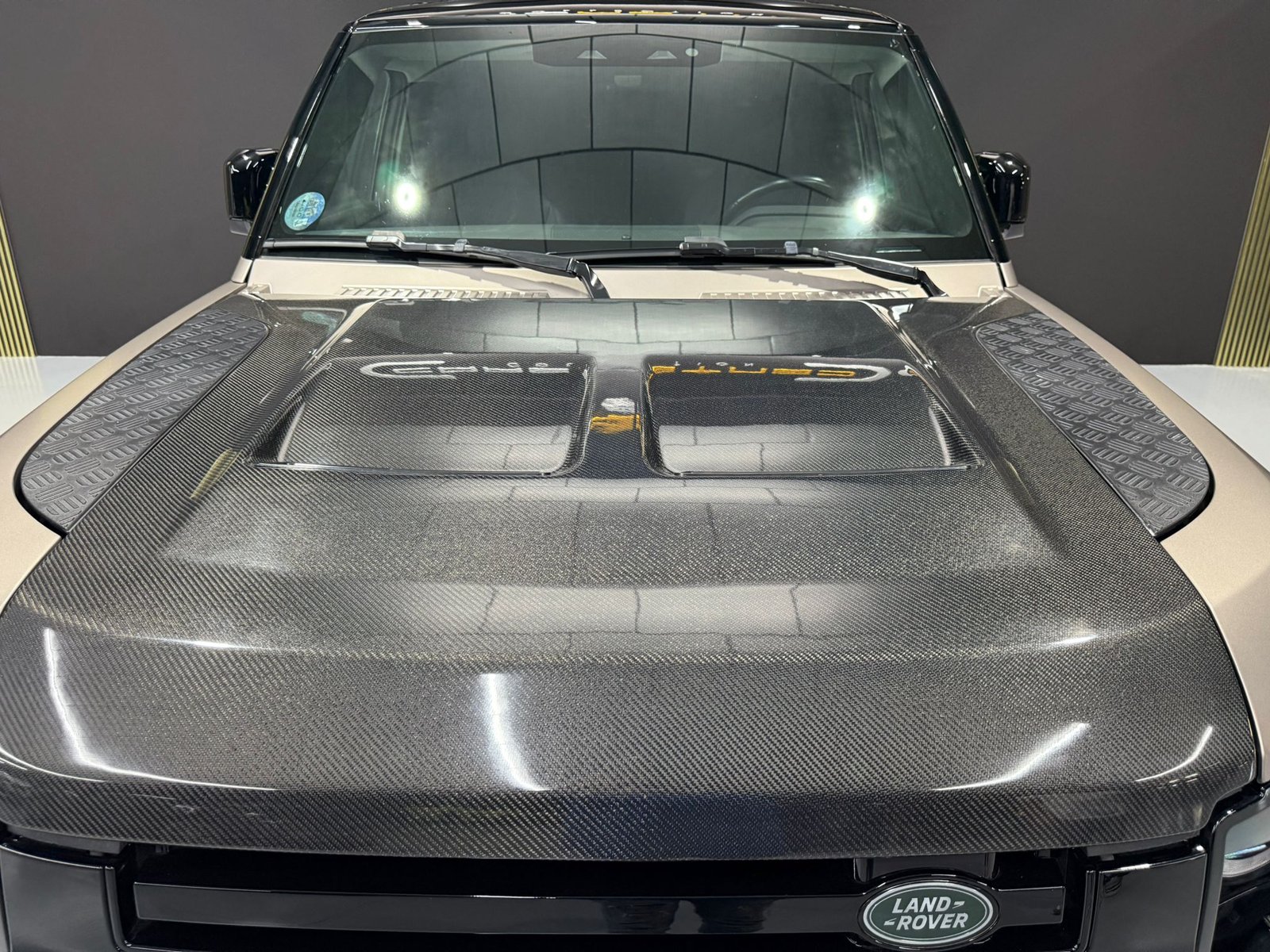 LAND-ROVER DEFENDER 110 3.0D l6 MHEV HSE AWD Aut. 200