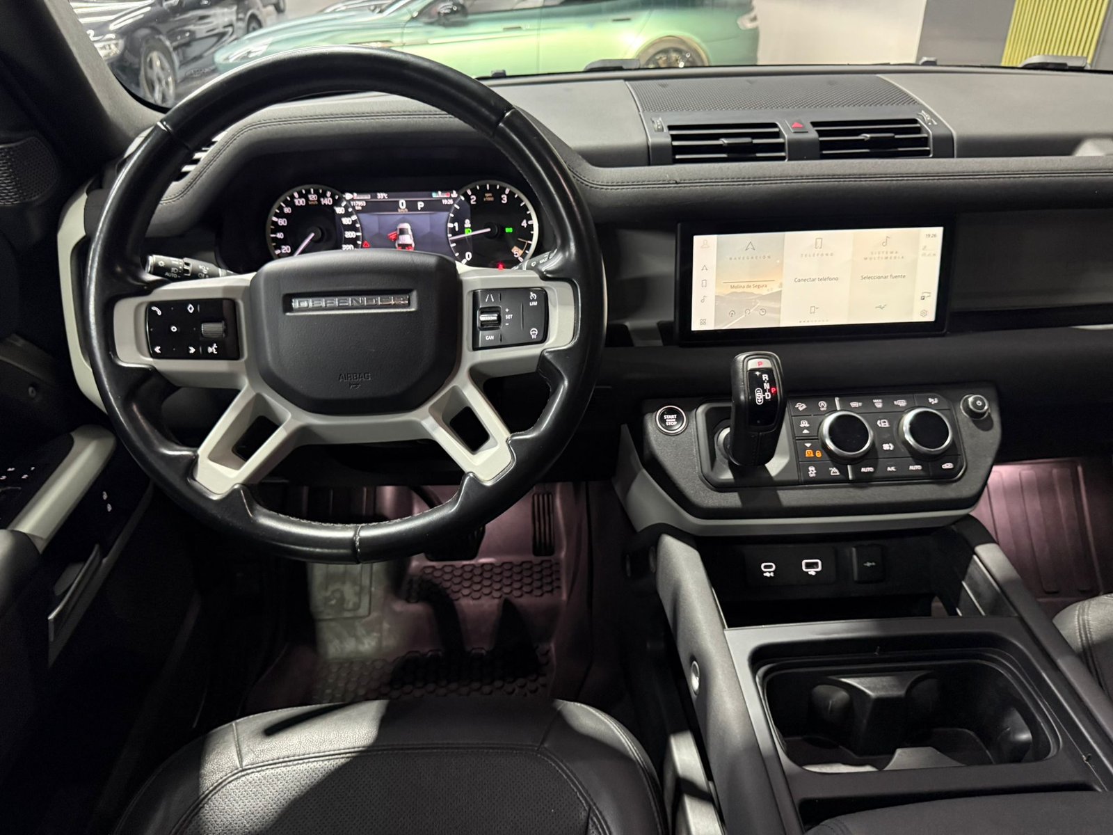 LAND-ROVER DEFENDER 110 3.0D l6 MHEV HSE AWD Aut. 200