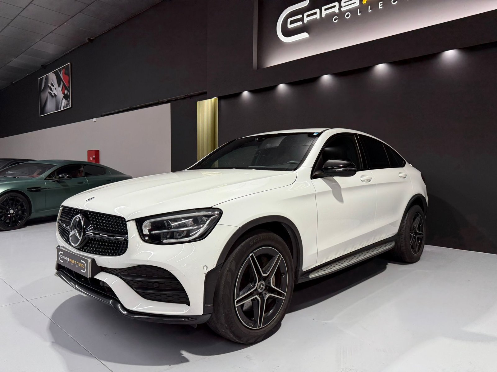 MERCEDES-BENZ 300 D 4MATIC