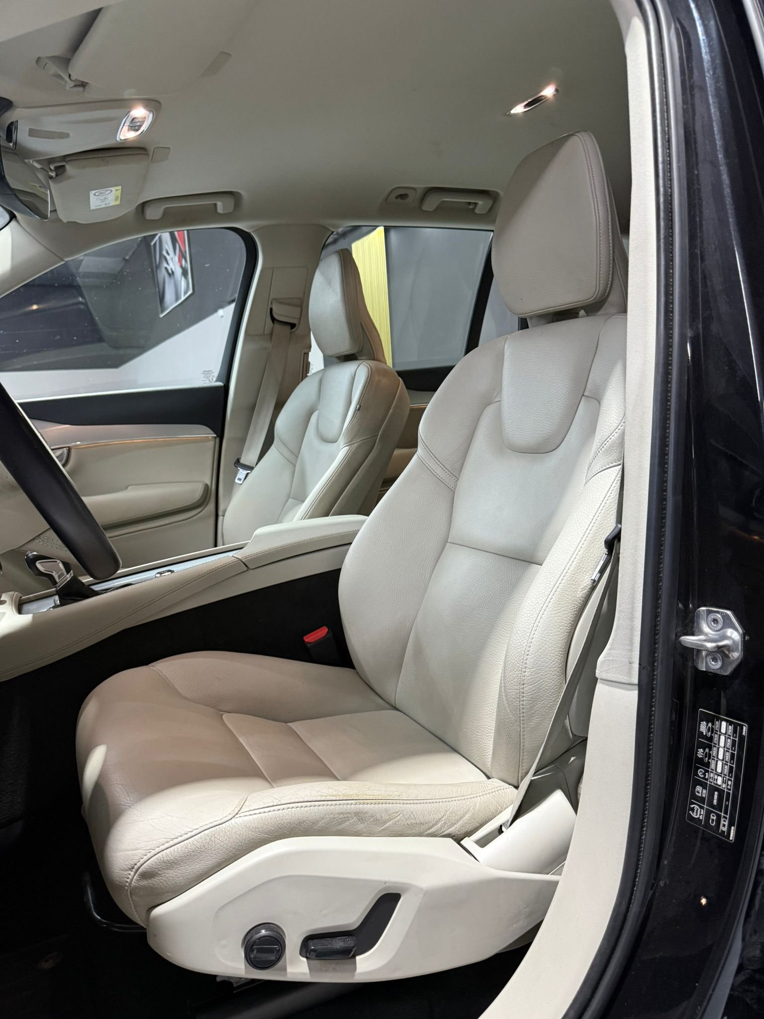 VOLVO xc90 2.0 D5 AWD Momentum Auto