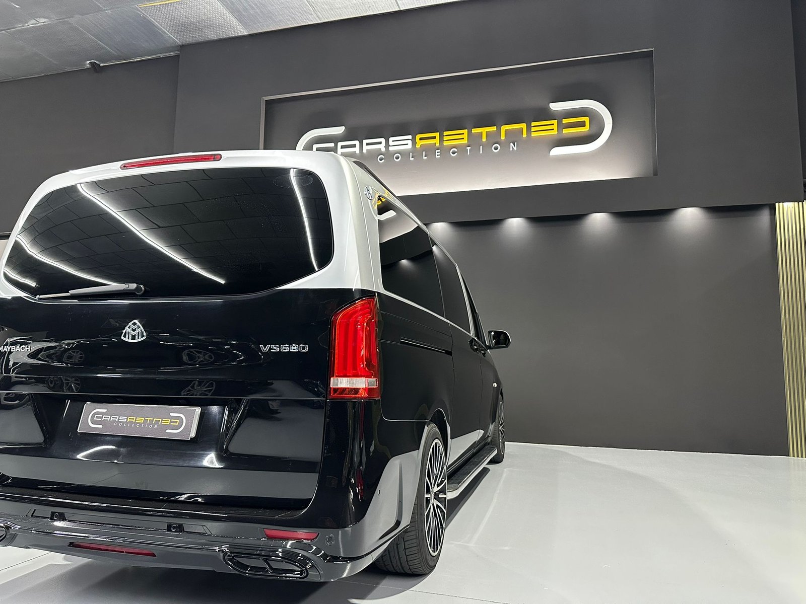 MERCEDES-BENZ TOURER MAYBACH PACK