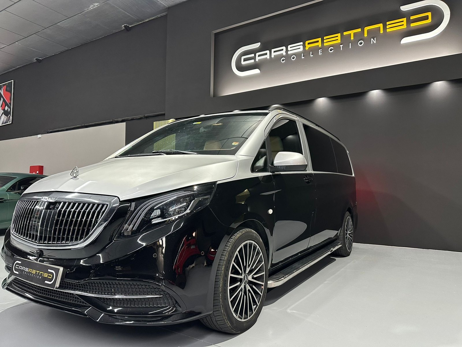 MERCEDES-BENZ TOURER MAYBACH PACK