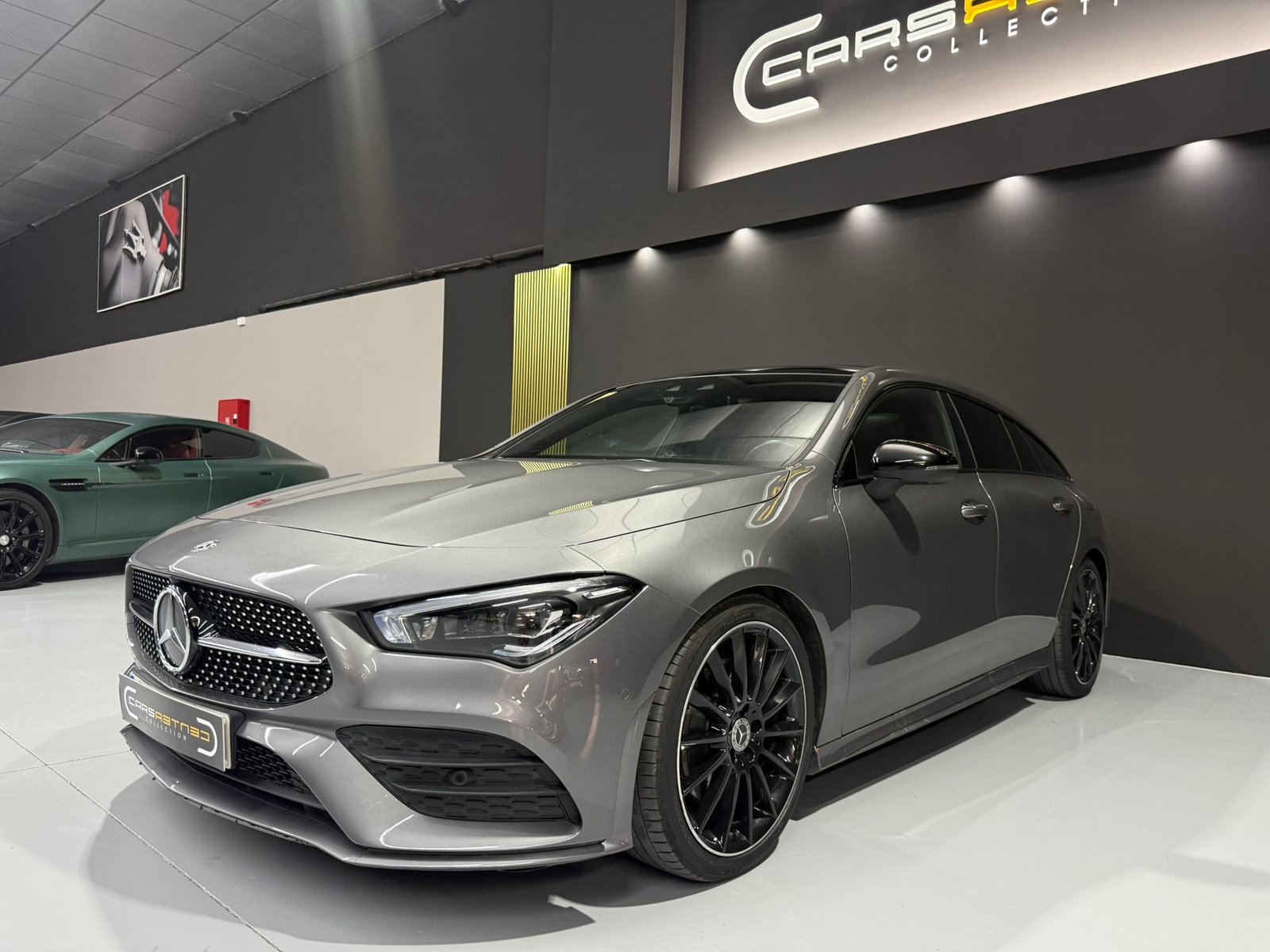 MERCEDES-BENZ 200D SHOOTING BRAKE