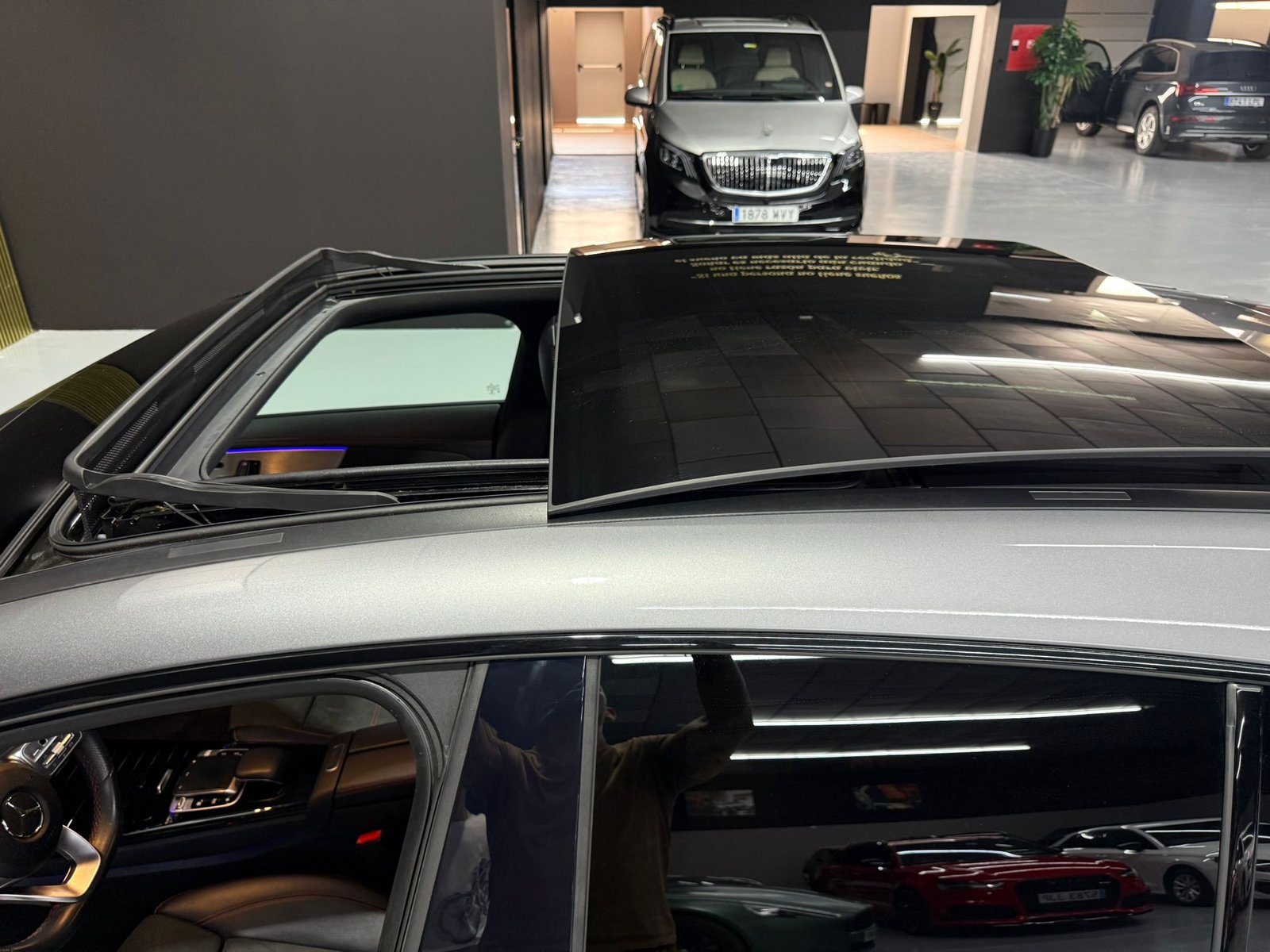 MERCEDES-BENZ 200D SHOOTING BRAKE