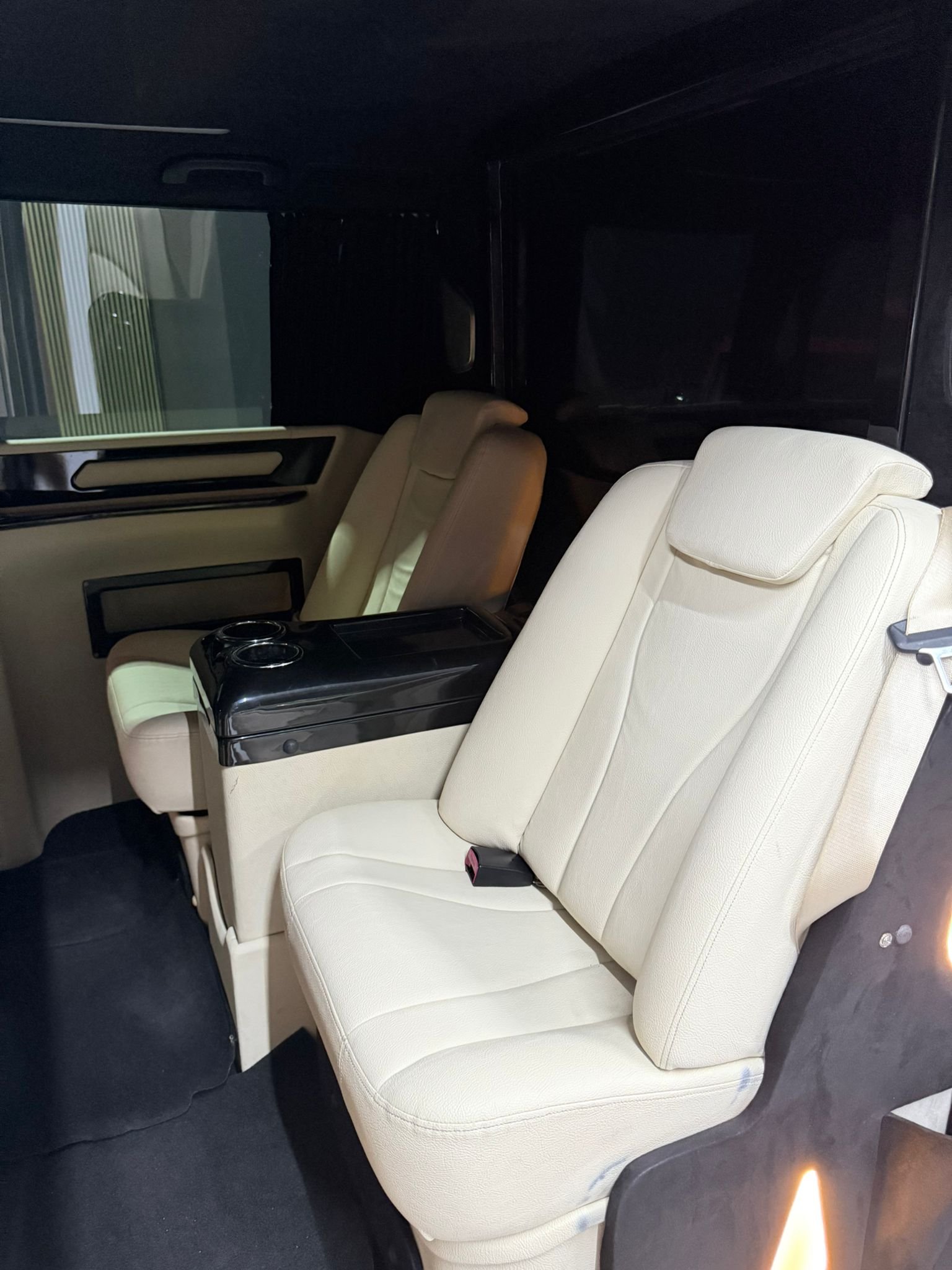 MERCEDES-BENZ TOURER MAYBACH PACK
