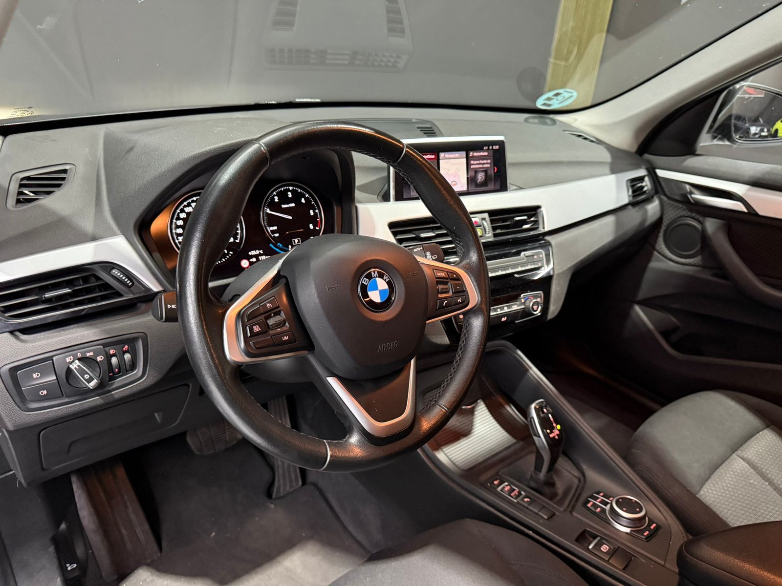 BMW X1 sDrive16d Business