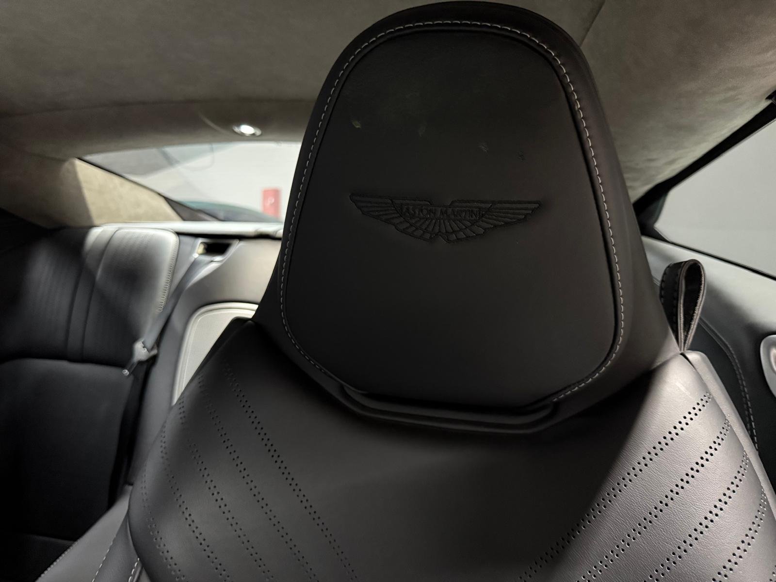 ASTON MARTIN DB11