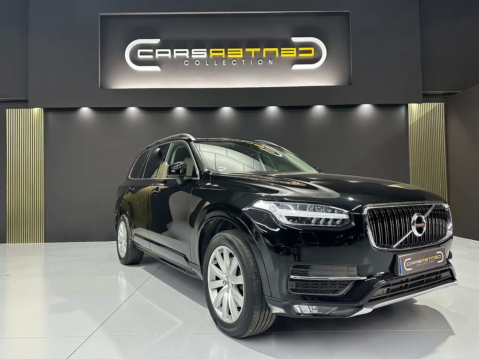 VOLVO xc90 2.0 D5 AWD Momentum Auto