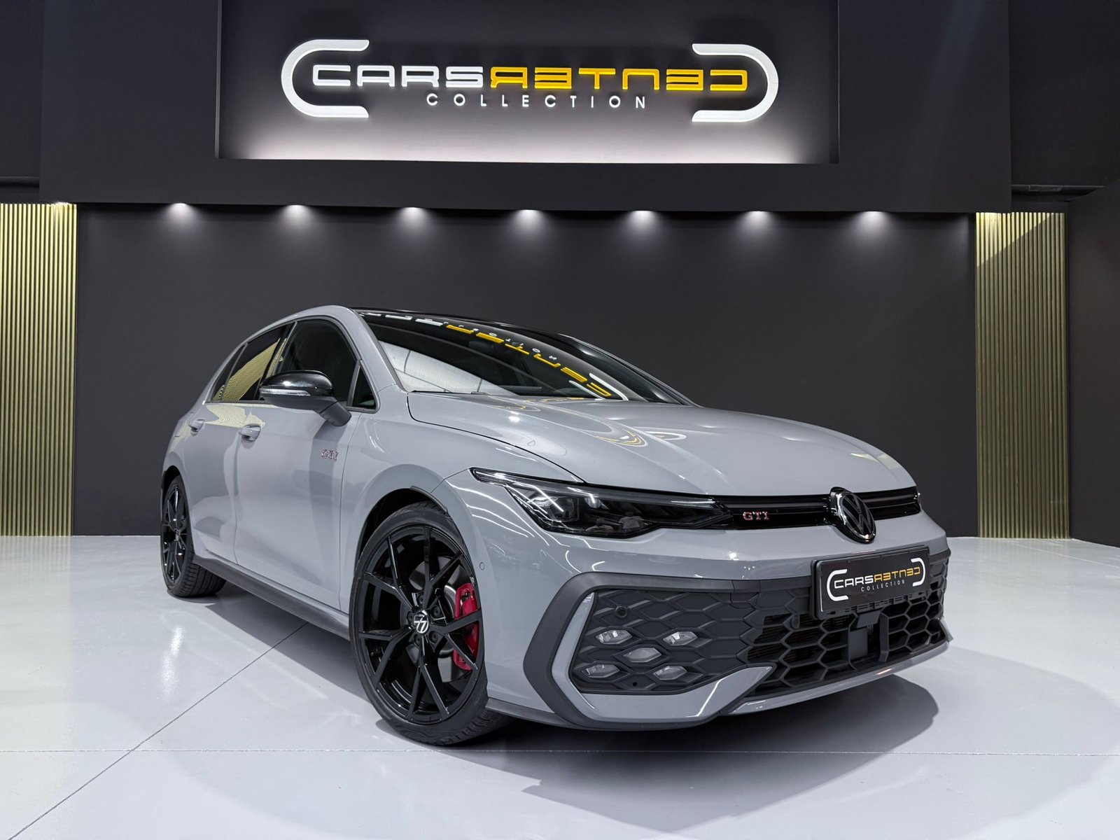 VOLKSWAGEN GOLF GTI 2.0 TSI DSG