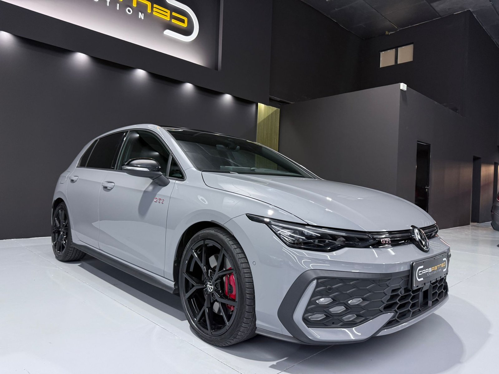 VOLKSWAGEN GOLF GTI 2.0 TSI DSG
