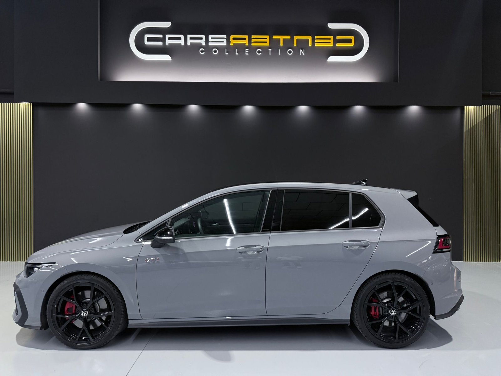 VOLKSWAGEN GOLF GTI 2.0 TSI DSG