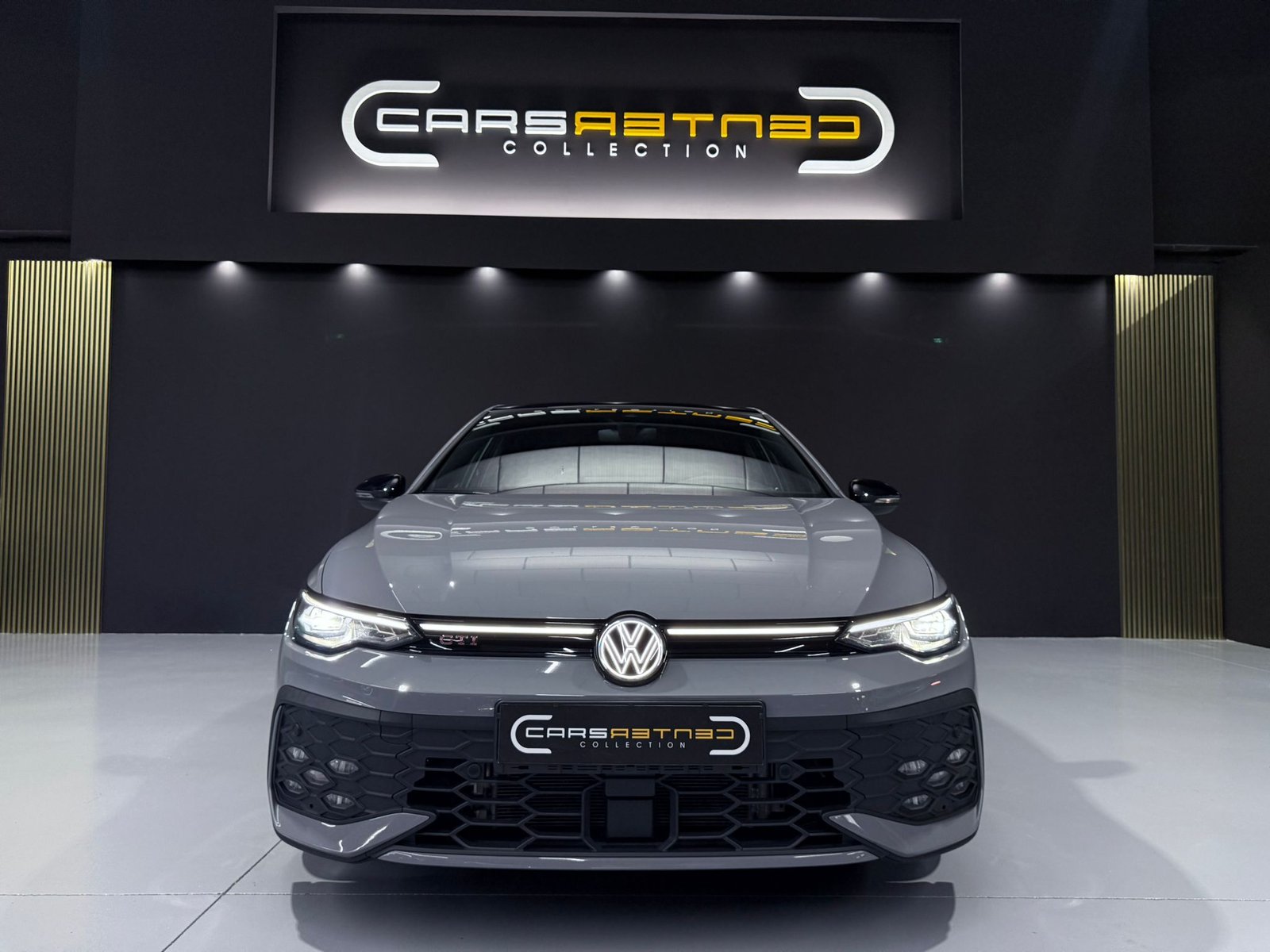 VOLKSWAGEN GOLF GTI 2.0 TSI DSG