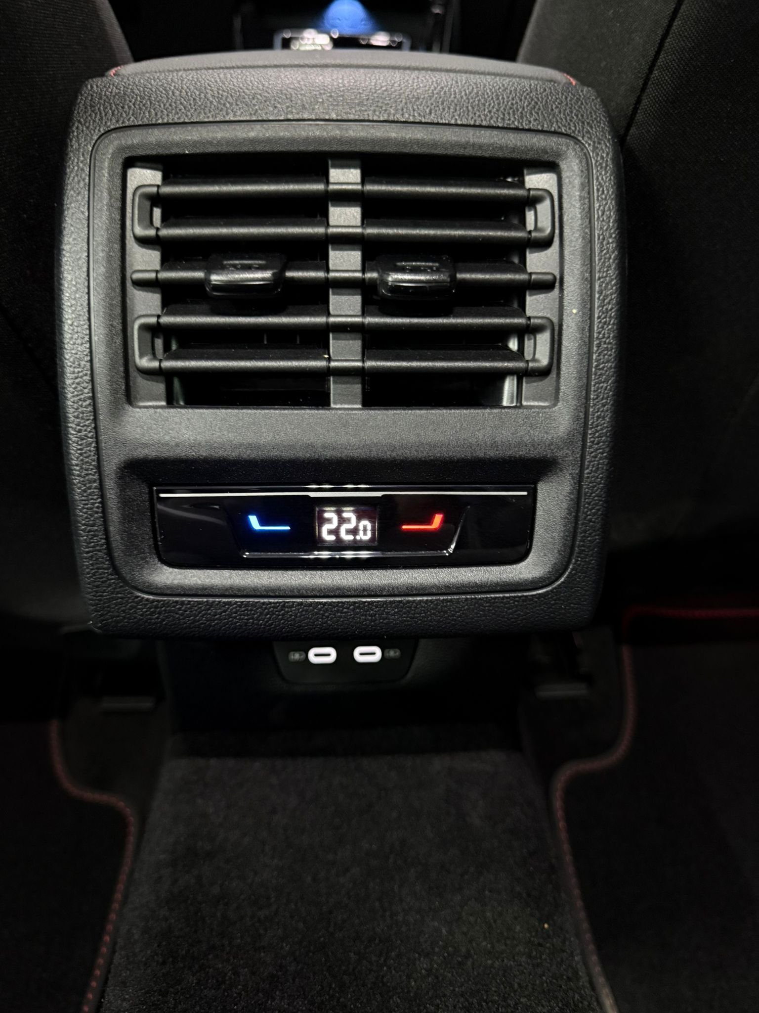 VOLKSWAGEN GOLF GTI 2.0 TSI DSG