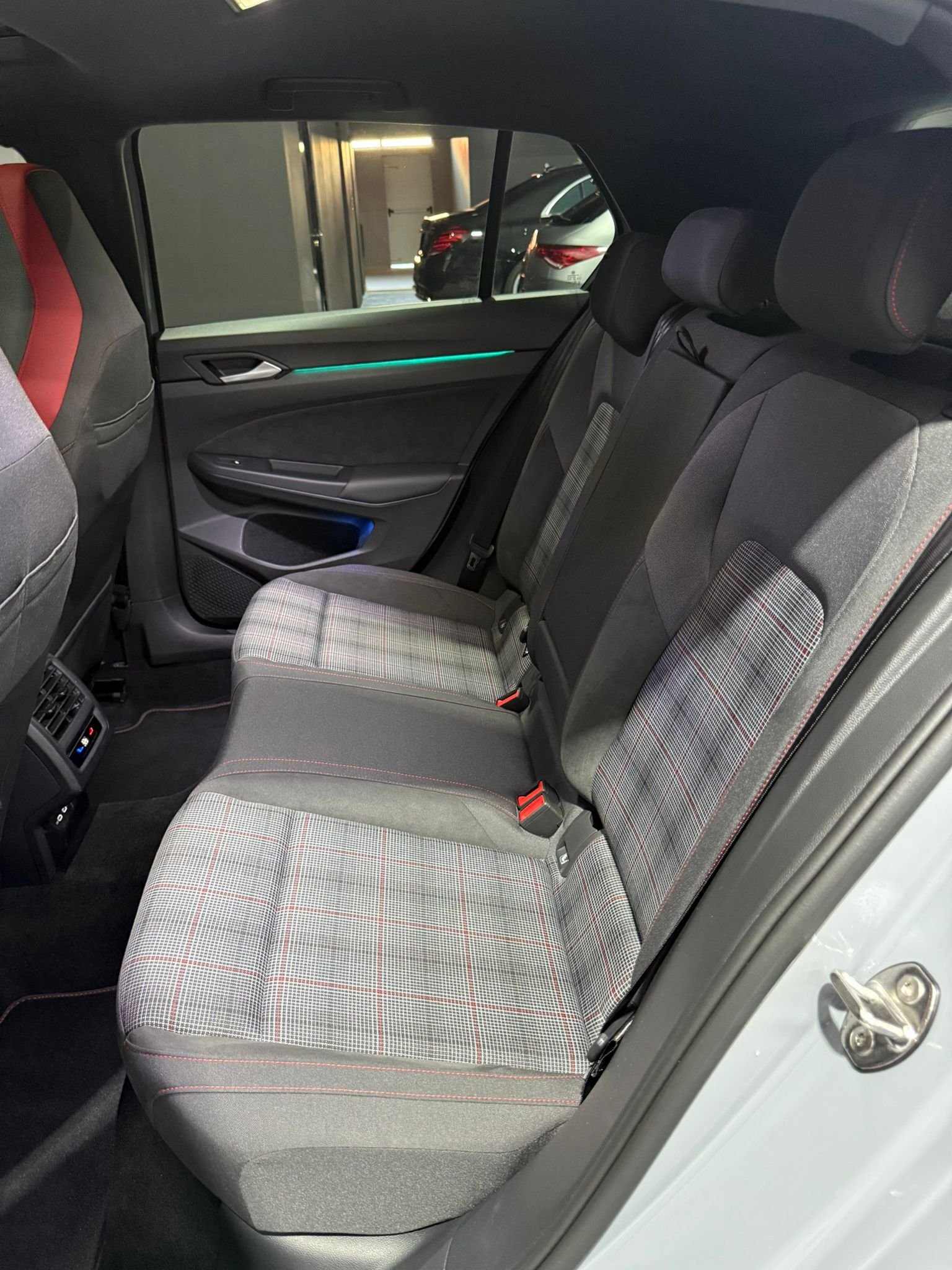 VOLKSWAGEN GOLF GTI 2.0 TSI DSG