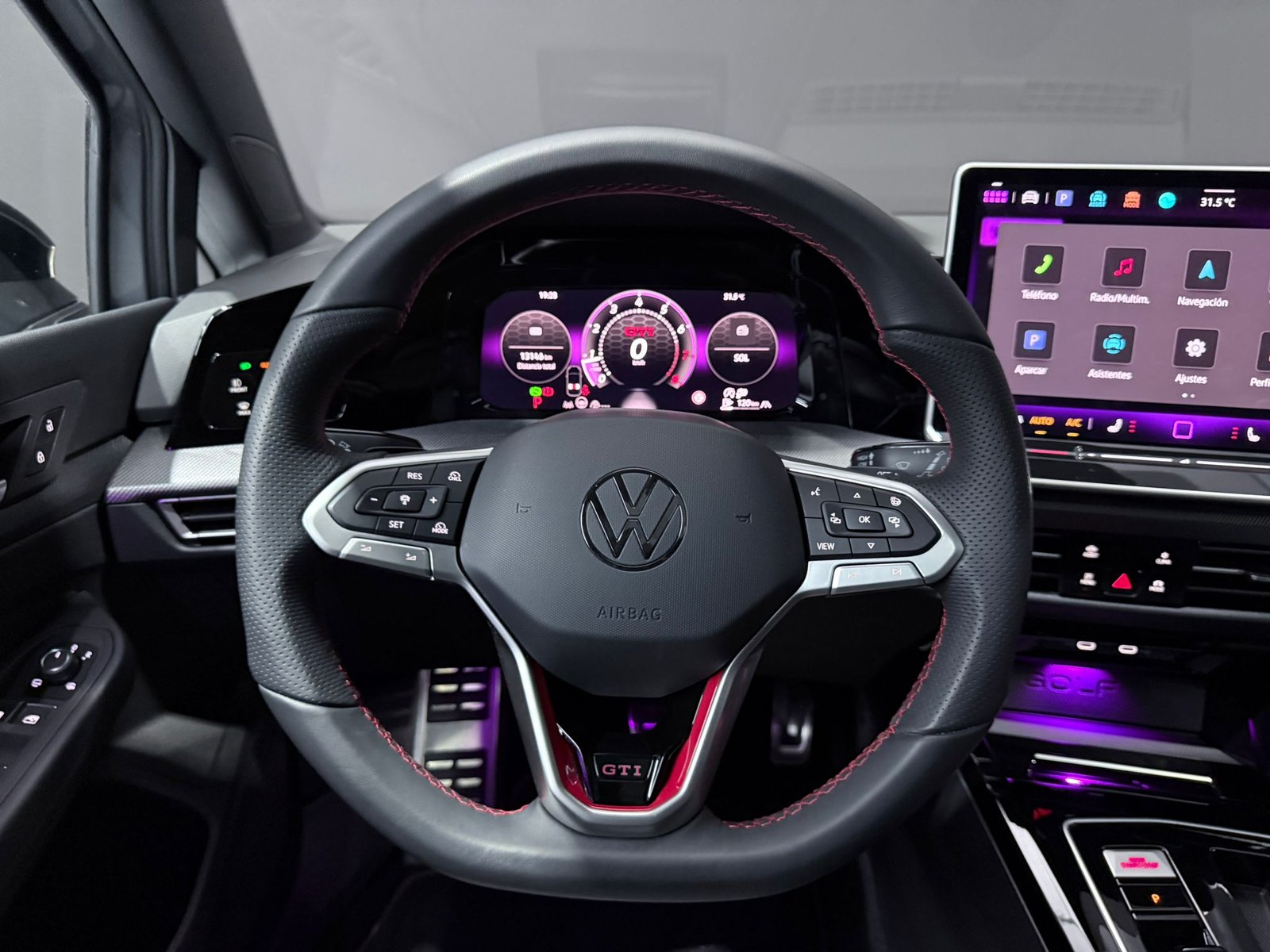 VOLKSWAGEN GOLF GTI 2.0 TSI DSG