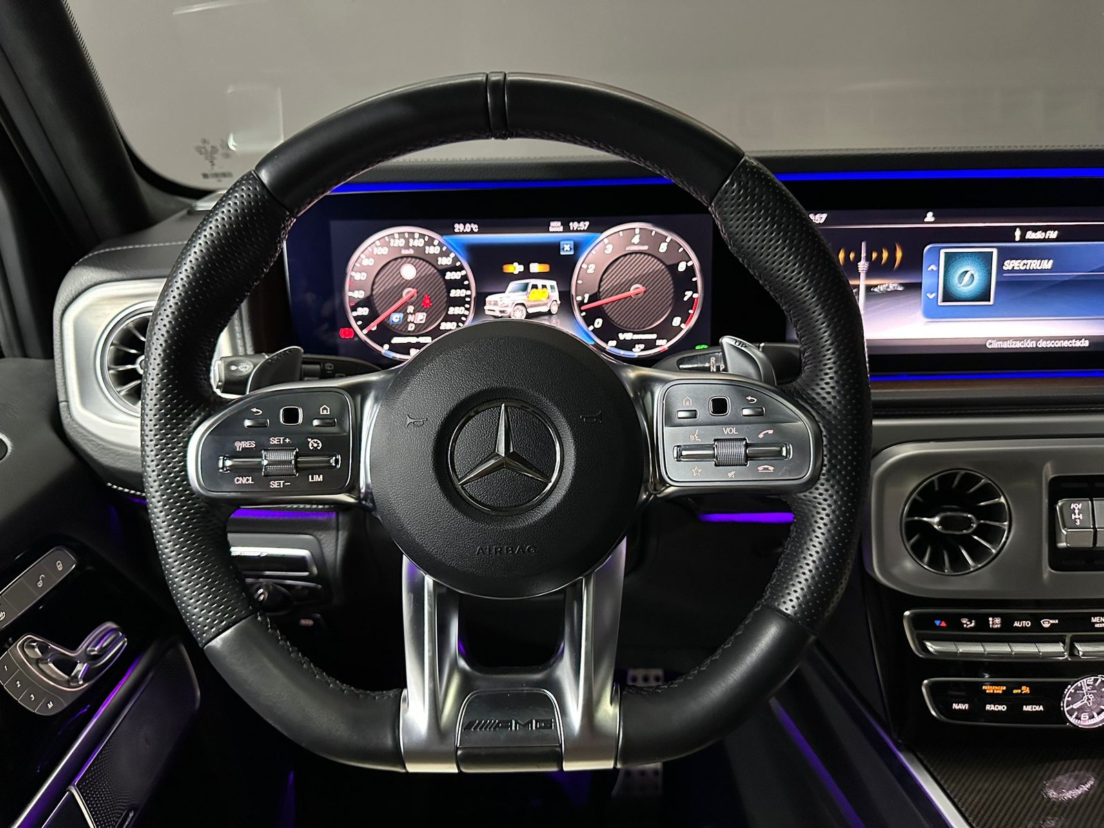 MERCEDES-BENZ CLASE G G63 AMG