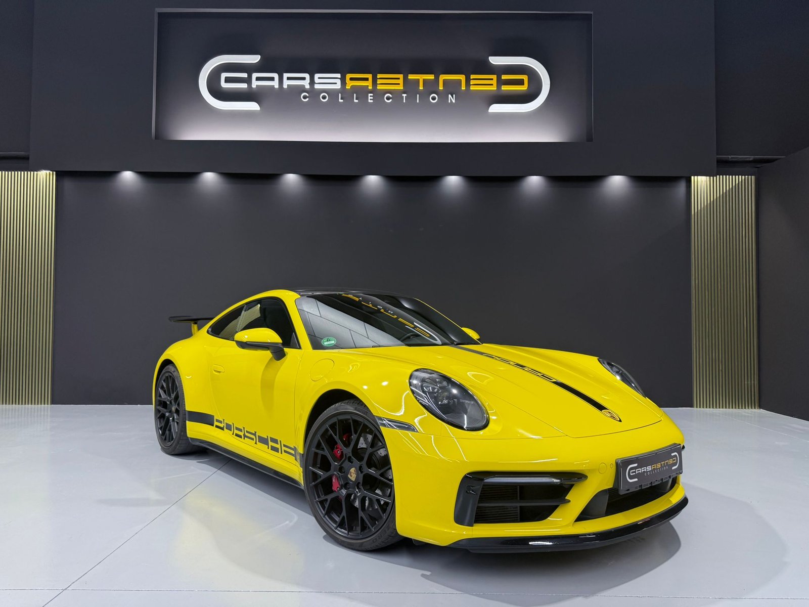 PORSCHE 911 992 carrera S