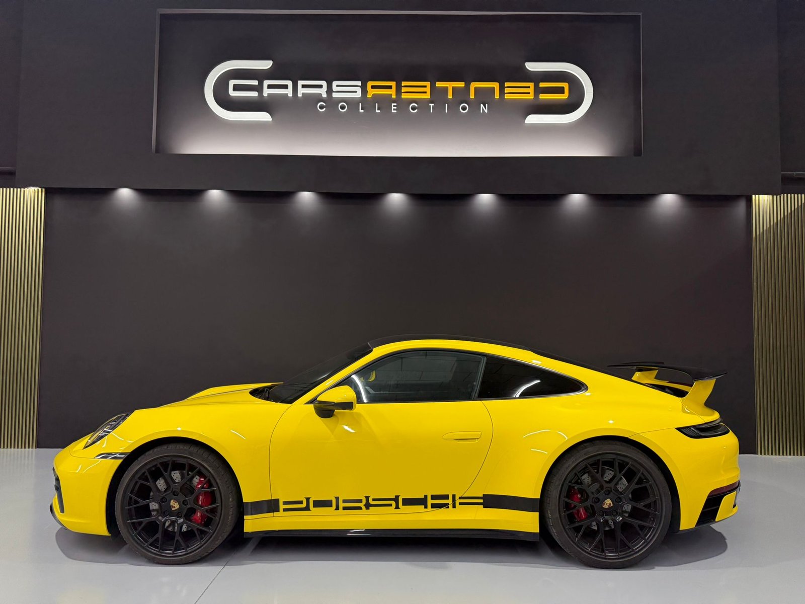 PORSCHE 911 992 carrera S