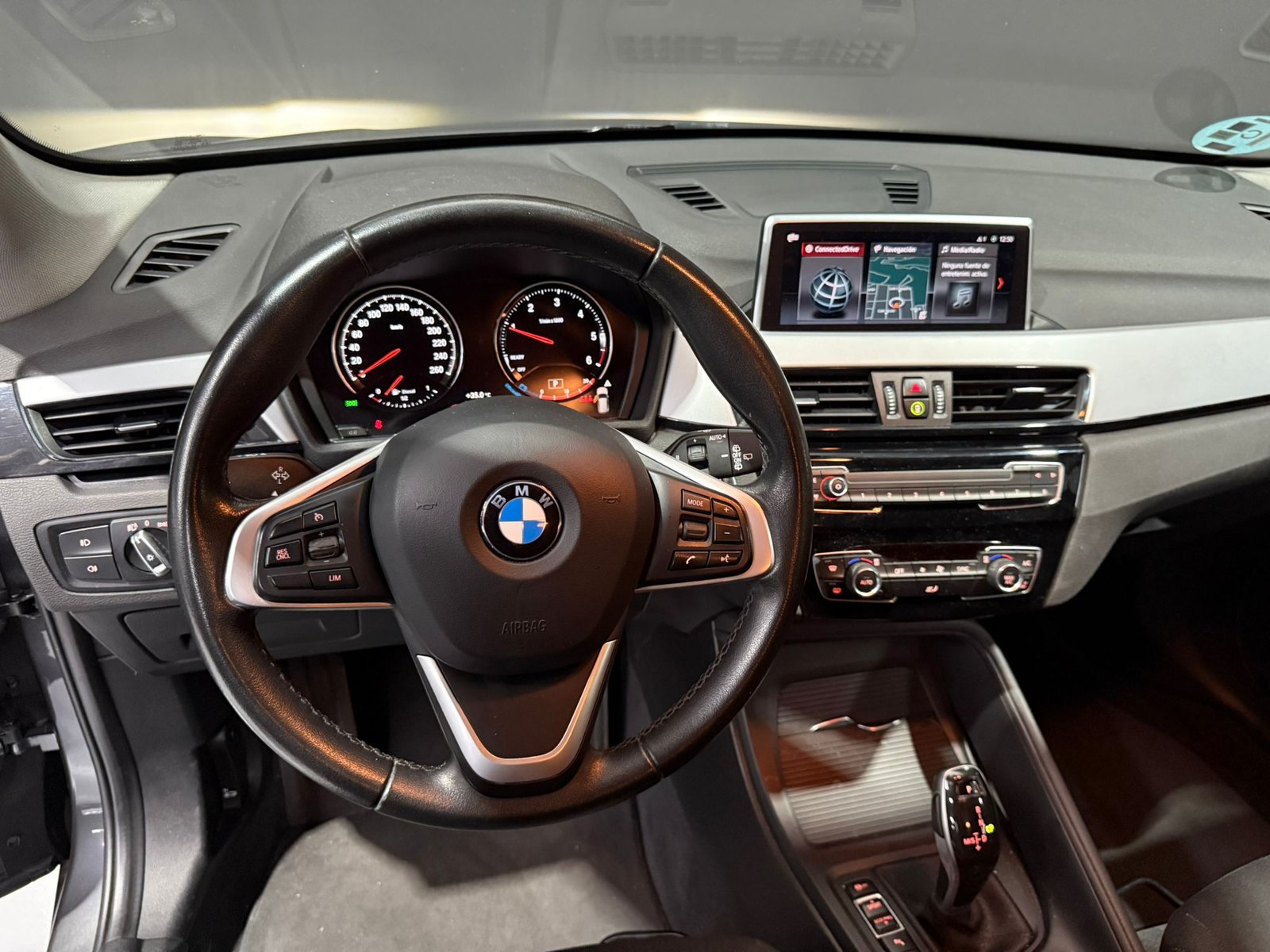 BMW X1  sDrive16d Business