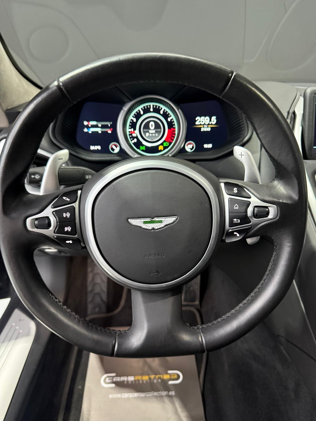 ASTON MARTIN DB11  4.0 V8