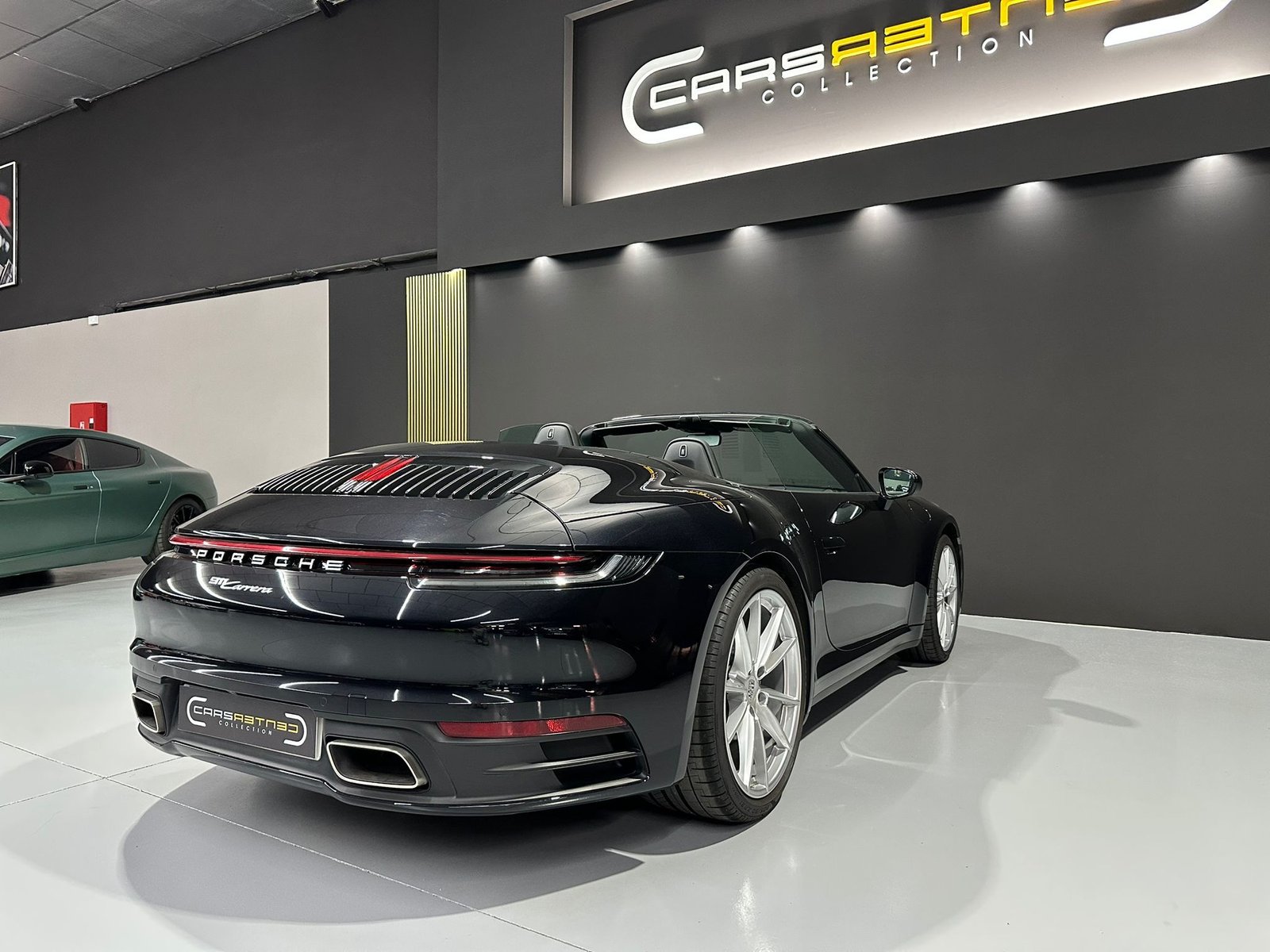 PORSCHE 911 carrera 4 cabrio