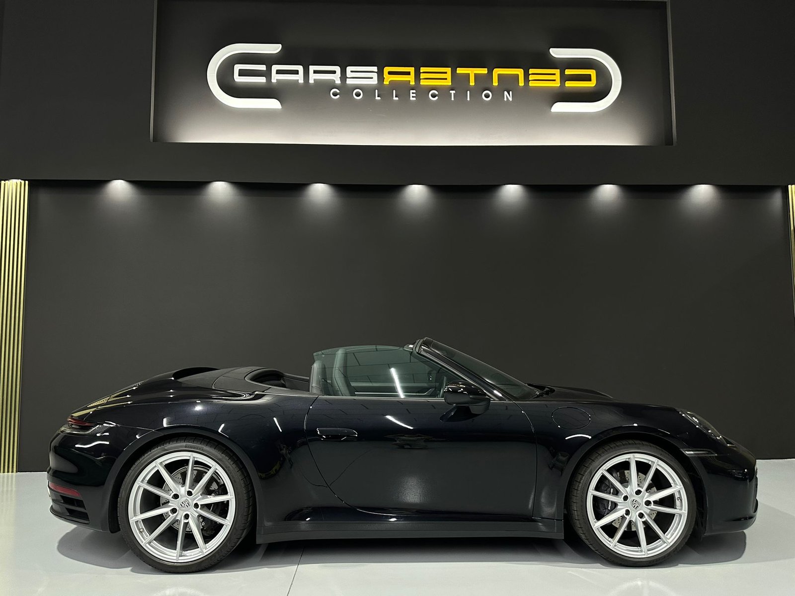 PORSCHE 911 carrera 4 cabrio