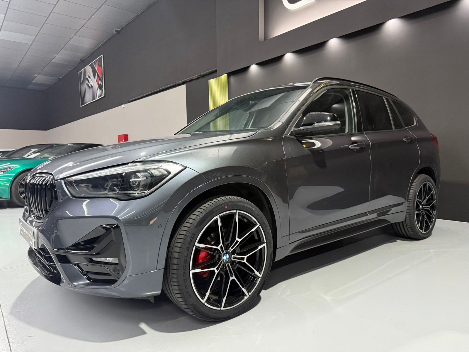 BMW X1  sDrive16d Business