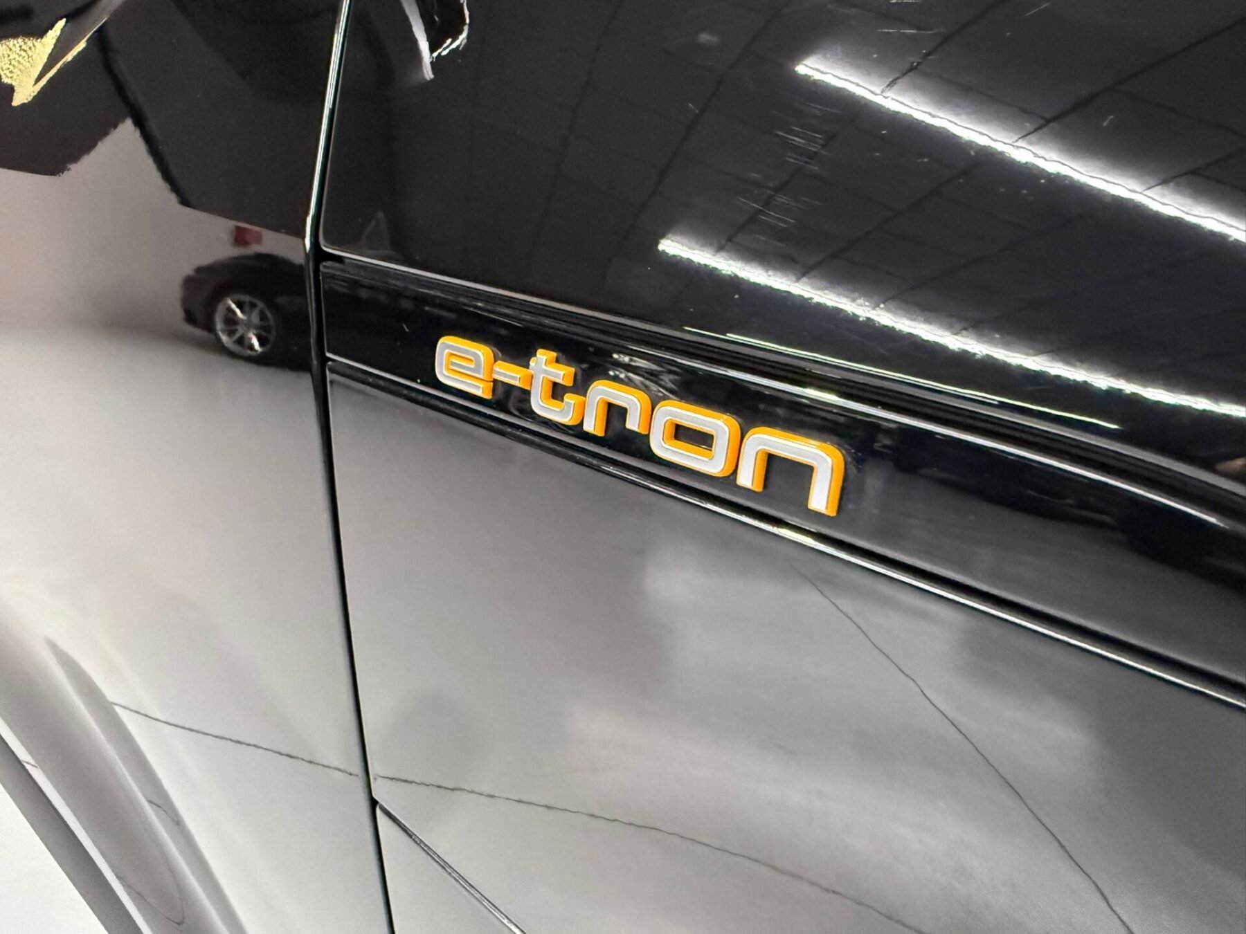 AUDI e-tron Advanced 50 quattro