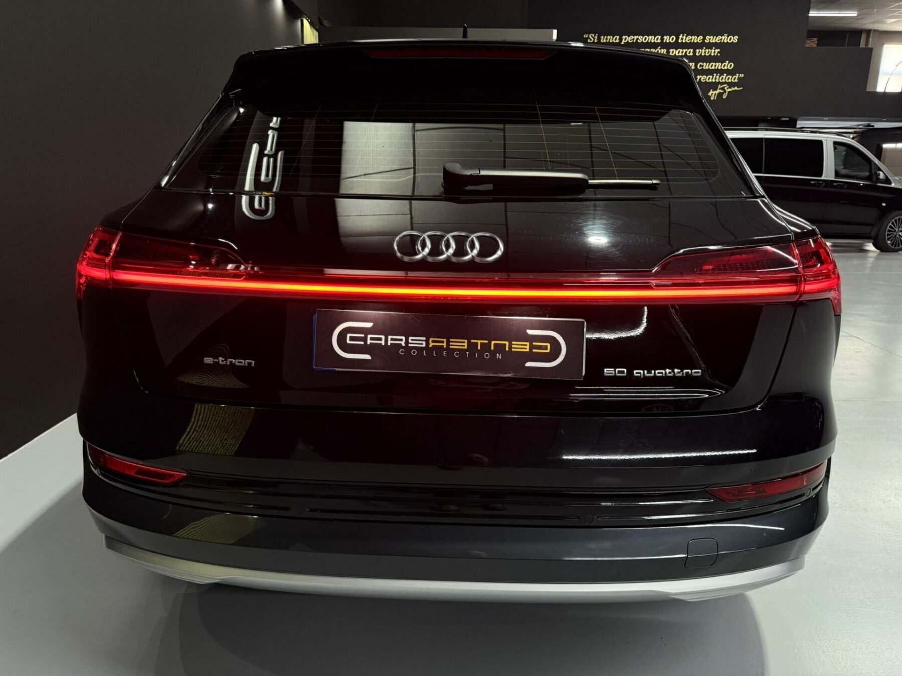 AUDI e-tron Advanced 50 quattro