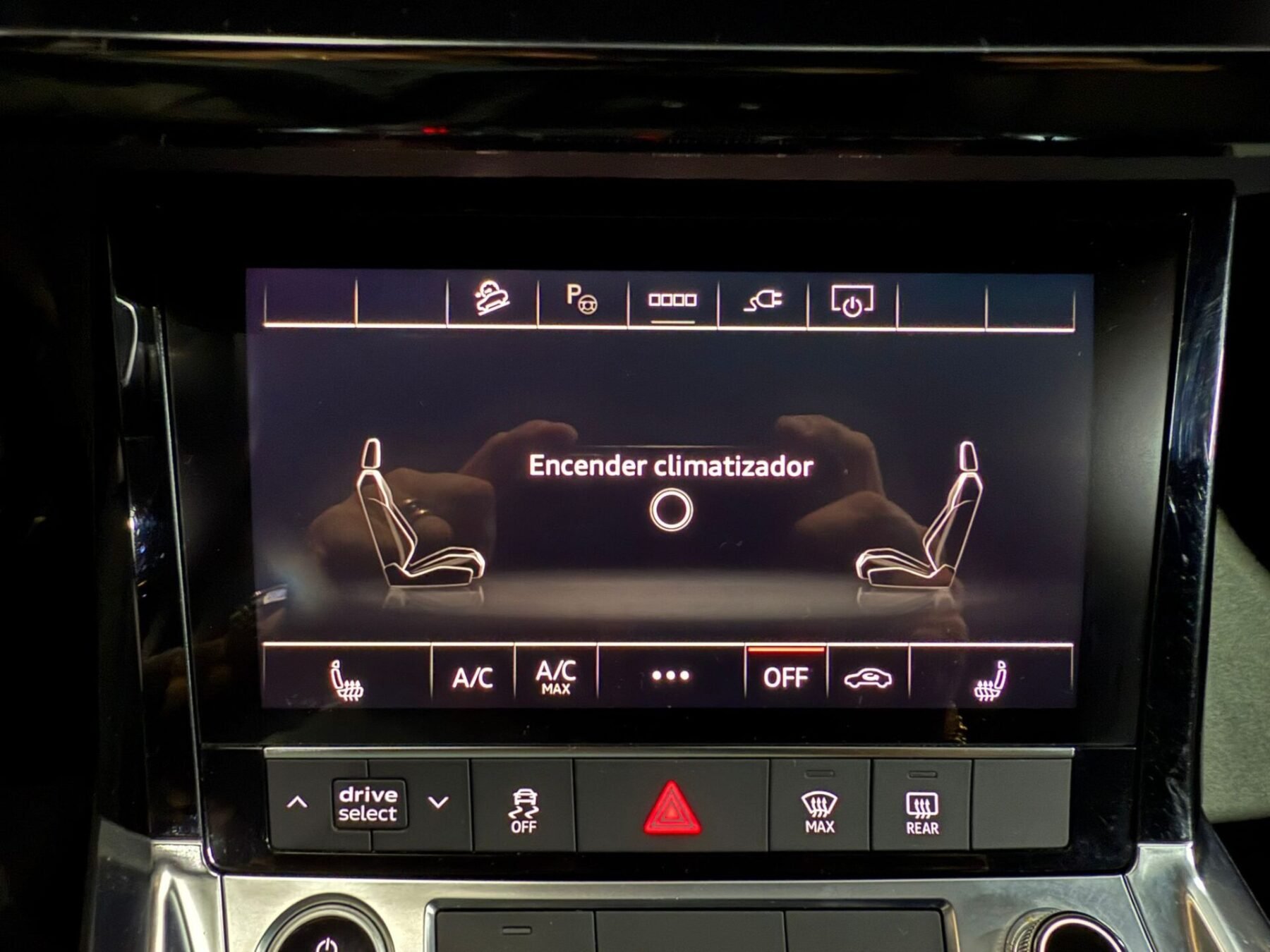 AUDI e-tron Advanced 50 quattro