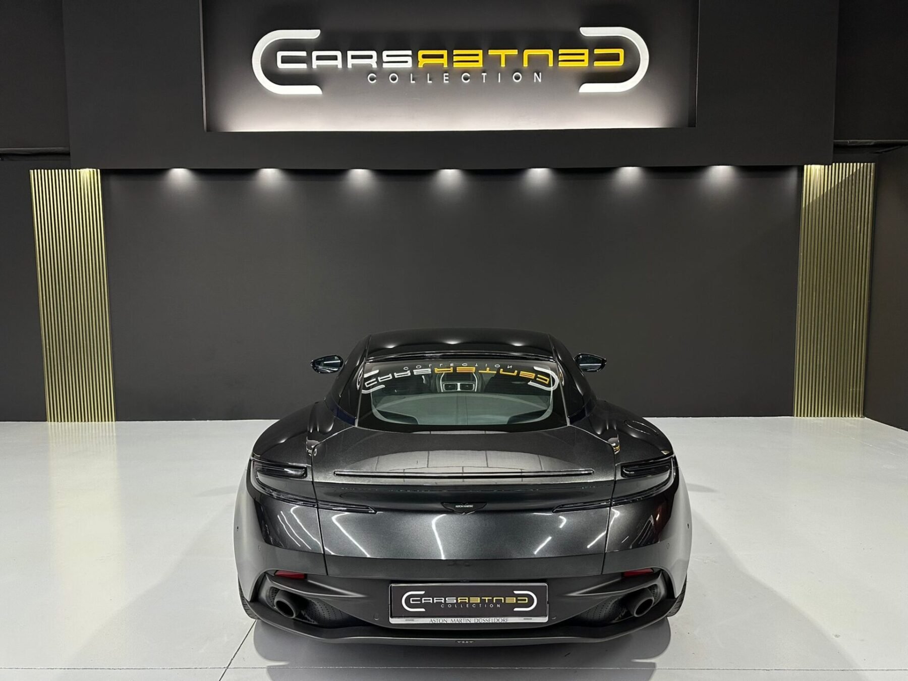 ASTON MARTIN DB11  4.0 V8