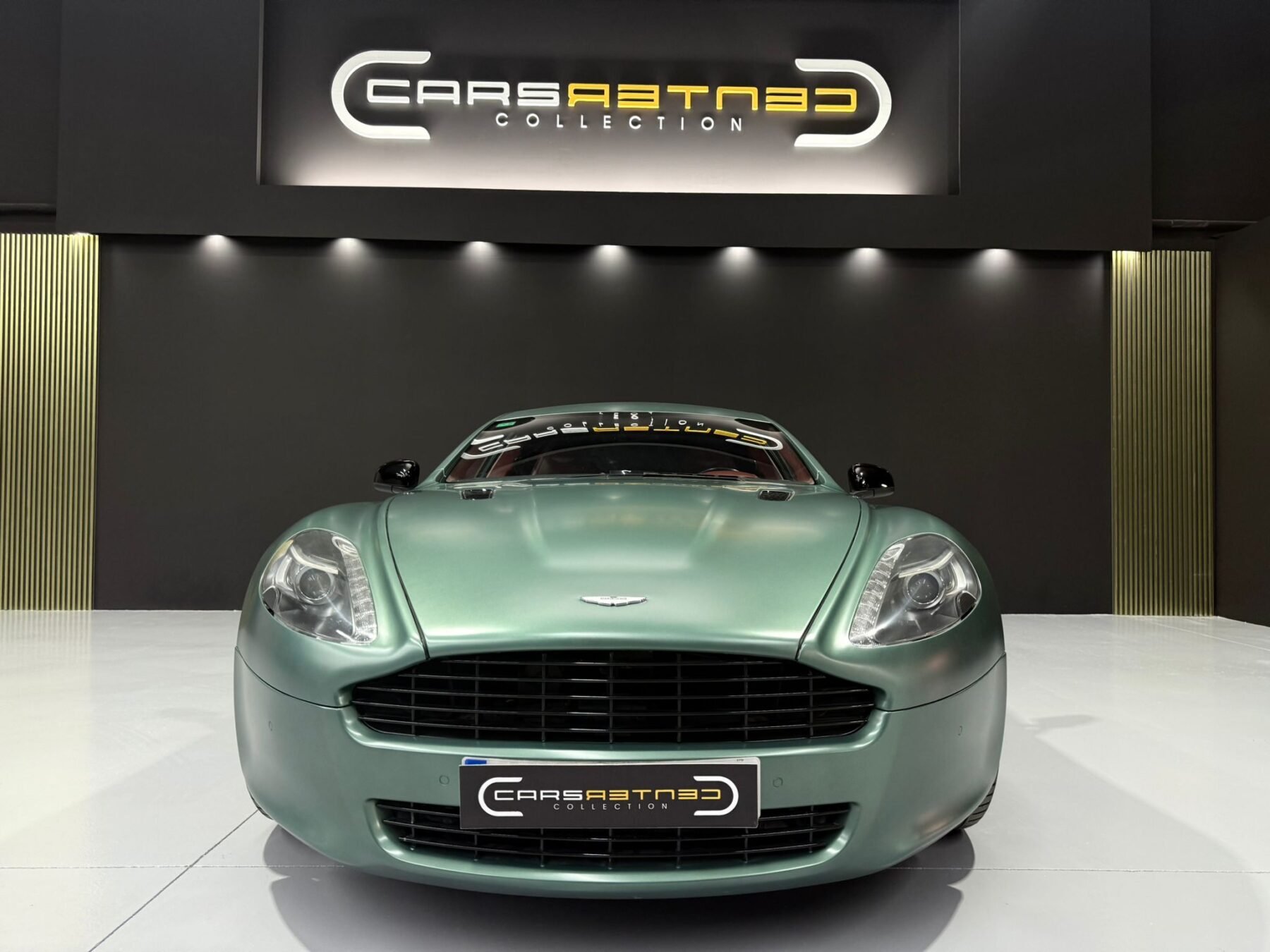 ASTON MARTIN RAPIDE v12