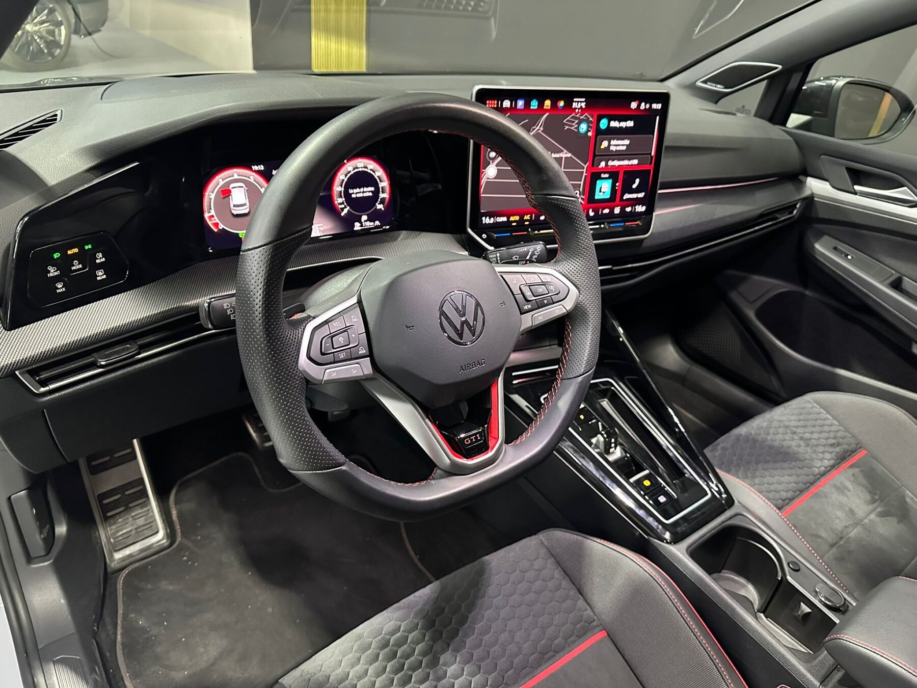 VOLKSWAGEN GOLF GTI CLUBSPORT 