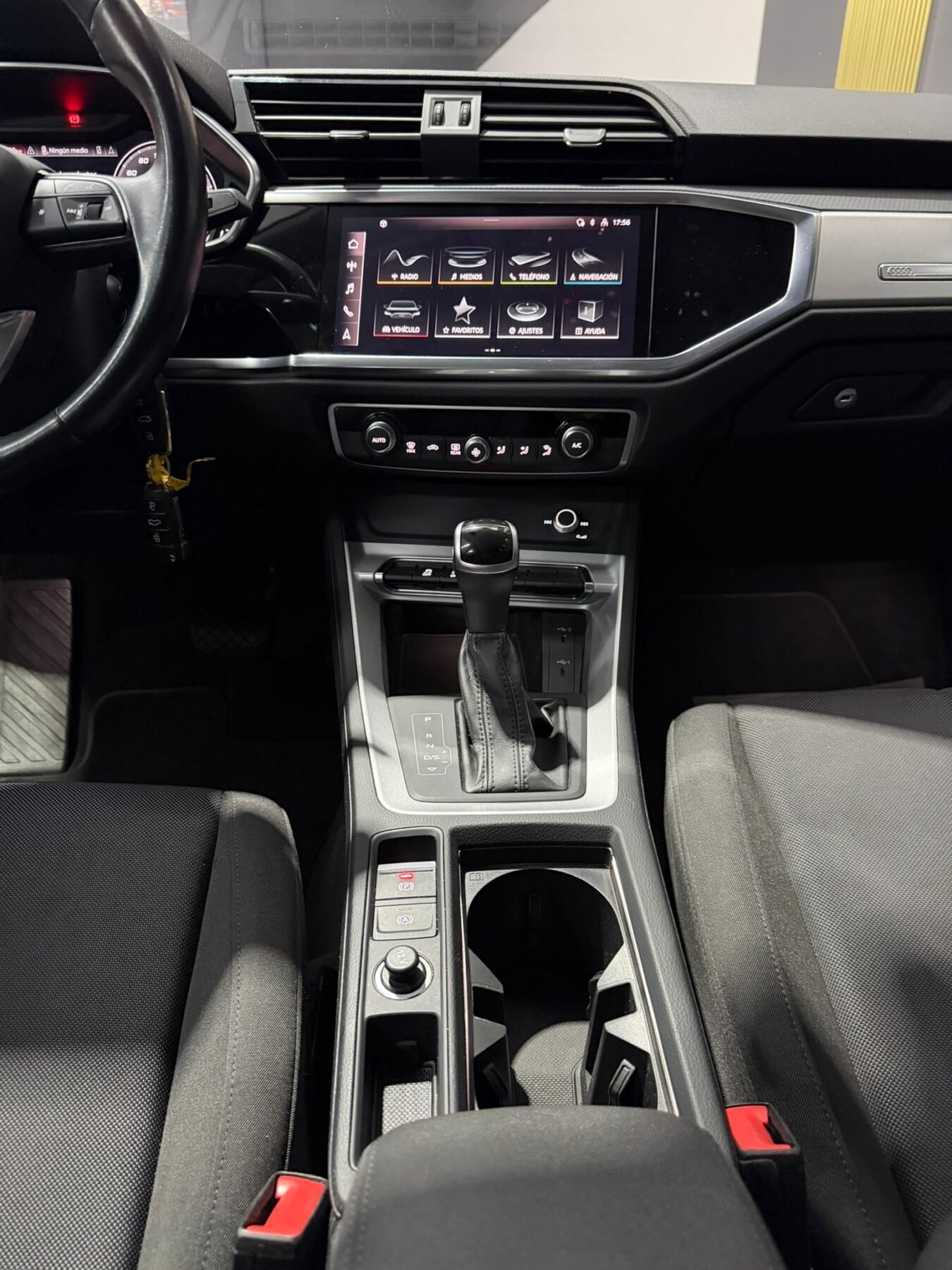 AUDI Q3 35 TDI S tronic